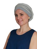 Mutsje Maya wit grijs blauw Mutsje Maya wit grijs blauw